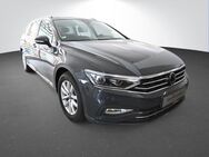 VW Passat, 2.0 TDI Var Automatik Business, Jahr 2021 - Karlsruhe