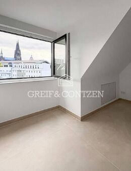 Nur noch zwei Wohnungen verfügbar: Kernsanierter Altbau in Bestlage - Köln