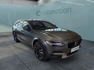 Volvo V90 Cross Country, Pro AWD, Jahr 2020 - München