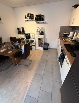 Helle 2-Zimmer-Wohnung mit West-Balkon - Petersaurach