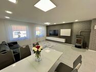 Gehobene und renovierte 4-Zimmer-Maisonettewohnung mit ausgebautem Spitzboden - Lichtenfels (Bayern)