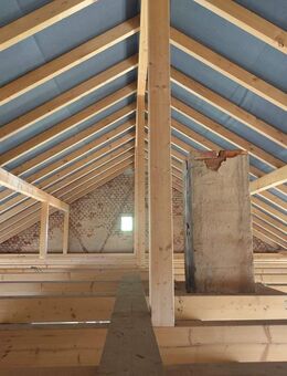 Ehemaliges Wohn- und Geschäftshaus (Bauphase - entkernt ) mit Entwicklungspotential - Mörsdorf (Thüringen)