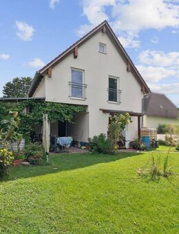 Ideal gelegenes Einfamilienhaus in Mühldorf-Mößling. Sehr gute Anbindung nach München ca. 40 Min. - Mühldorf (Inn)