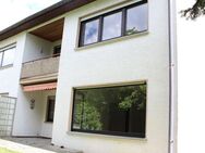 ESCHBORN: FAMILIENFREUNDLICHES DOPPELHAUS MIT 5 ZIMMERN AUF 400 QM TRAUMGRUNDSTÜCK - RENOVIERT !!! - Eschborn