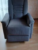 TV Sessel mit Motor und Aufstehhilfe  "Neuwertig" mit Fernbedienung Farbe: GRAU 490,-EURO in 74906