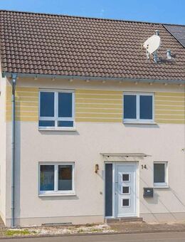 Reiheneckhaus mit Garten und 5 Zimmern in Köln-Porz · 146 m² WFL· energieeffizient (57,2 kWh) - Köln