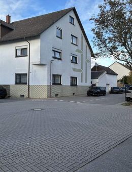 Großzügiges Wohnhaus in zentraler Lage mit ggfs. Neubaumöglichkeit - Ketsch