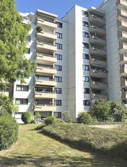 PURNHAGEN-IMMOBILIEN - Moderne und großzügige 4-Zimmer-Wohnung mit TG-Stellplatz in Bremen-Lesum - Bremen