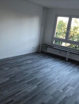 2 Zimmer Wohnung 60m² + Küche Berlin Spandau sofort mieten Haselhorst frei zu vermieten bezugsfertig - Berlin