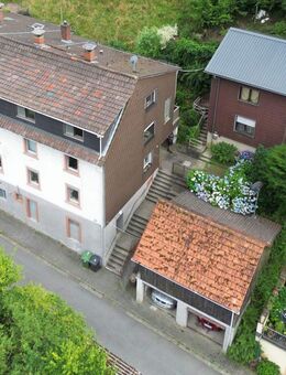 Günstiges Renditeobjekt mit 4 Wohneinheiten, 3FH + Einliegerhaus am Waldrand - Gorxheimertal