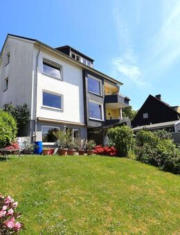 Arbeiten und Wohnen unter einem Dach - 1-2 Familienhaus mit Büro - Remscheid