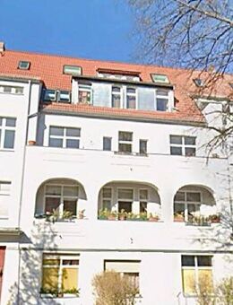 Charmante Dachgeschosswohnung in ruhiger Lage - Berlin