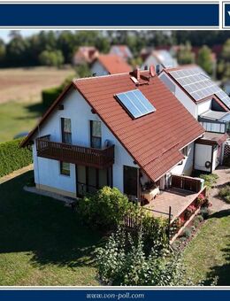 Modernes Familienhaus mit Wohlfühl-Charakter - Petersaurach