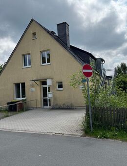 Großzügiges Einfamilienhaus bietet alle Möglichkeiten - Bischofsgrün