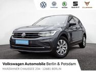 VW Tiguan, 2.0 TDI Life, Jahr 2022 - Berlin