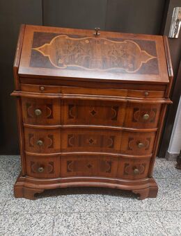 → Kommode holzkommode Sideboard Anrichte Handarbeit Antik - Überlingen Zentrum