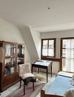 Charmante Eigentumswohnung in praktischer Citylage von Waldkirch - mit Lift und Tiefgarage - Waldkirch