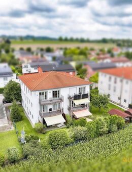 Helle und gepflegte 4-Zimmer-Wohnung mit Südbalkon, Tiefgaragenstellplatz, sofort verfügbar - Landshut