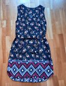 Sommerkleid Strandkleid mit Rosenmuster Größe 36 in 27628