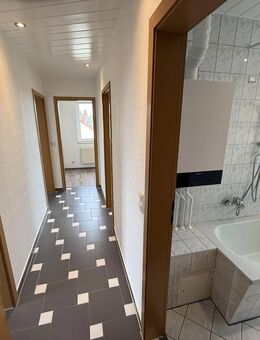 Frisch renovierte und zentral gelegene Wohnung in Dargun, neue Heizung - Dargun