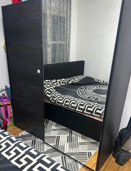 Schlafzimmer zum verkaufen - Berlin Spandau