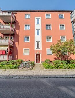 Attraktive 3,5-Zimmer-Wohnung mit Balkon und Stellplatz in begehrter Wohnlage von Berlin-Spandau - Berlin