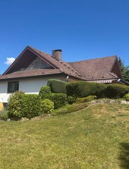 2 Familienhaus mit großem Gartengrundstück in sonniger und ruhiger Höhenlage - Salem (Baden-Württemberg)