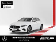 Mercedes A 180, Progressive Spur, Jahr 2023 - Hamburg