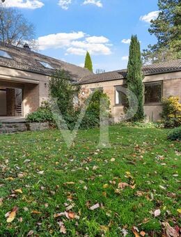 Freistehender Bungalow mit Charme und Potenzial in begehrter Lage von Aachen-Laurensberg - Aachen