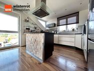 Zwei-Zuhause. Zwei moderne Wohnungen. 8 Zimmer auf 201?m². TOP-Technik. Garage plus 4 Carports. - Meßkirch