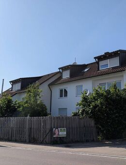 Freie & sonnige 3 Zimmer Wohnung mit Balkon + große Wohnküche I 1997 umfassende saniert - Bibertal