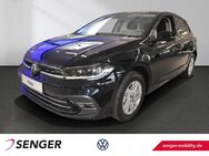 VW Polo, 1.0 l TSI Style Travel, Jahr 2022 - Bad Oldesloe