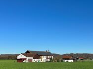 *** VORANKÜNDIGUNG *** Schönes Bauernhaus in Alleinlage mit ca. 20.660 m² Grund in Haiming - Haiming