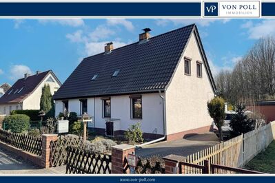 Doppelhaushälfte mit Garten und Ausbaureserve in ruhiger und zentraler Lage von Schwarzheide
