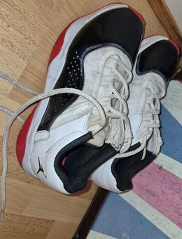 Air Jordan 11 CMFT Low "Concord-Bred" - Gr. 36,5 - Hannover