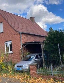 Haus mit Vollkeller und großem Grundstück in stadtnaher und ruhiger Wohnlage für den geschickten Handwerker! - Rheine