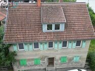 Sanierungsbedürftiges Wohnhaus mit Einliegerwohnung und viel Platz - Gaildorf