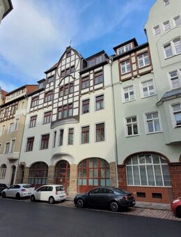 Erstbezug! Hochwertig sanierte 3-Zi-Whg. mit EBK, Balkon und PKW-Stellplatz in der Altstadt von Meißen. - Meißen