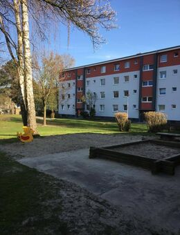 Schön geschnittene Erdgeschoss Wohnung mit Tageslicht Wannenbad - Gelsenkirchen