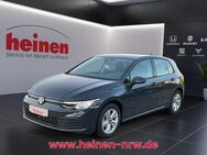 VW Golf, 1.5 TSI VIII Life KlimaA, Jahr 2020 - Bergkamen