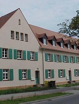 2-Raum Wohnung im Erdgeschoss mit separater Mansarde im Dachgeschoss + Garten - Lauta