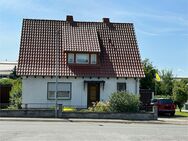 Einfamilienhaus mit Garage - Nieheim