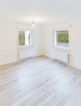 Helle Erdgeschosswohnung in Reichshof - modernisiert und mit Garten - Reichshof