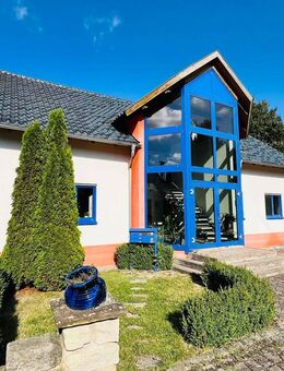 Großes Wohnhaus mit 220 m² Wohnfläche zur Miete in Geraberg - Geraberg