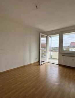 Was für ein Ausblick! Zentrumsnahe 2-Raum-Wohnung mit Balkon - Plauen