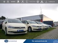 VW Touran, 2.0 l TDI TAXI Trendline, Jahr 2022 - Rostock