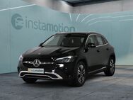 Mercedes GLA 180, Progressive, Jahr 2023 - München