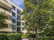 Bezugsfreie, barrierearme 4-Zimmer-Wohnung mit 2 Balkonen und Duplex-Stellplatz in München-Sendling - München