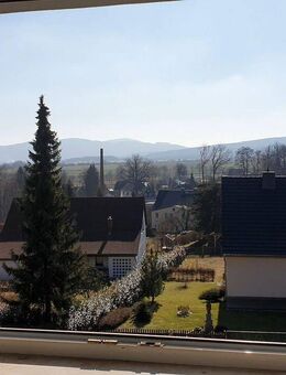 5-Raum-Wg.(wie ein Haus) mit Gebirgsblick, incl. EBK, Stellplatz am Haus, 2 Bäder mit Fenster+Wanne - Seifhennersdorf