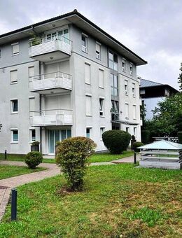 Schön möblierte 2-Zimmer-Wohnung mit Balkon in KN-Musikerviertel - Konstanz